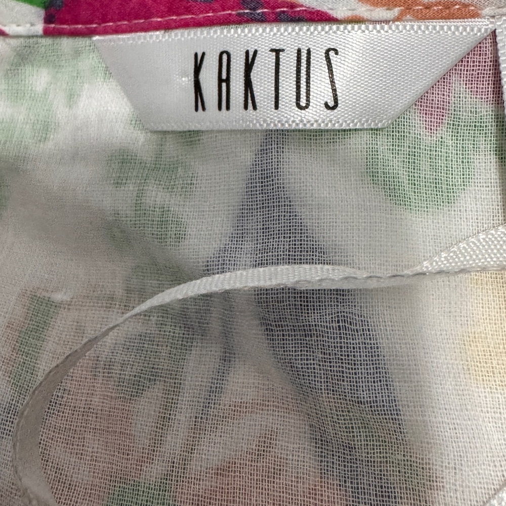 Kaktus Cream Long Sleeve Sundress with V-Neck size xl - Picture 9 of 9